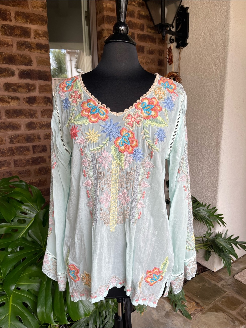 Johnny Was Mint Green Embroidered Boho Floral Tunic